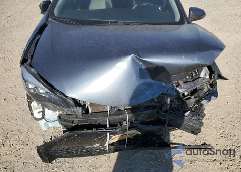 2018 Toyota Corolla L z USA, uszkodzony, nr VIN 2T1BURHE2JC110928